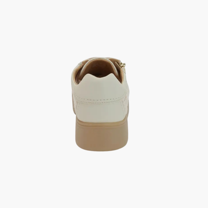 Classic Minimalist Lace-Up Sneakers